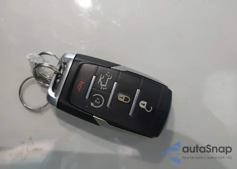 2021 Ram 1500 Laramie 4X4 5'7 Box из США, поврежденный, VIN 1C6SRFJT8MN511725